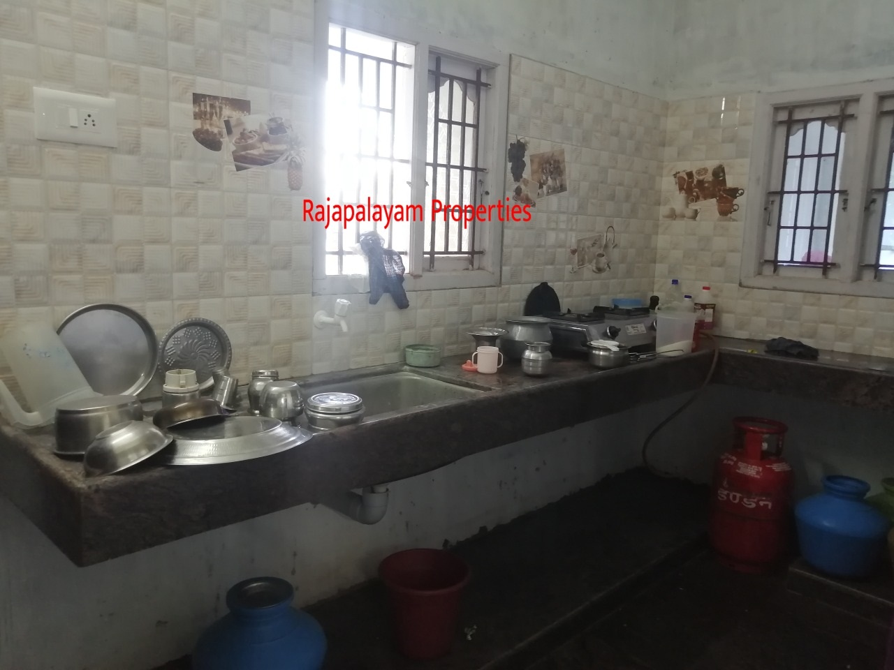 9.25 சென்டில் 3 BHK வீடு விற்பனைக்கு