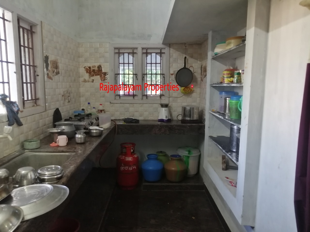 9.25 சென்டில் 3 BHK வீடு விற்பனைக்கு