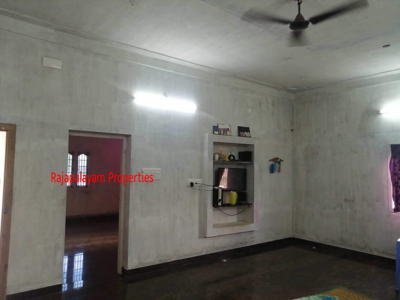 9.25 சென்டில் 3 BHK வீடு விற்பனைக்கு