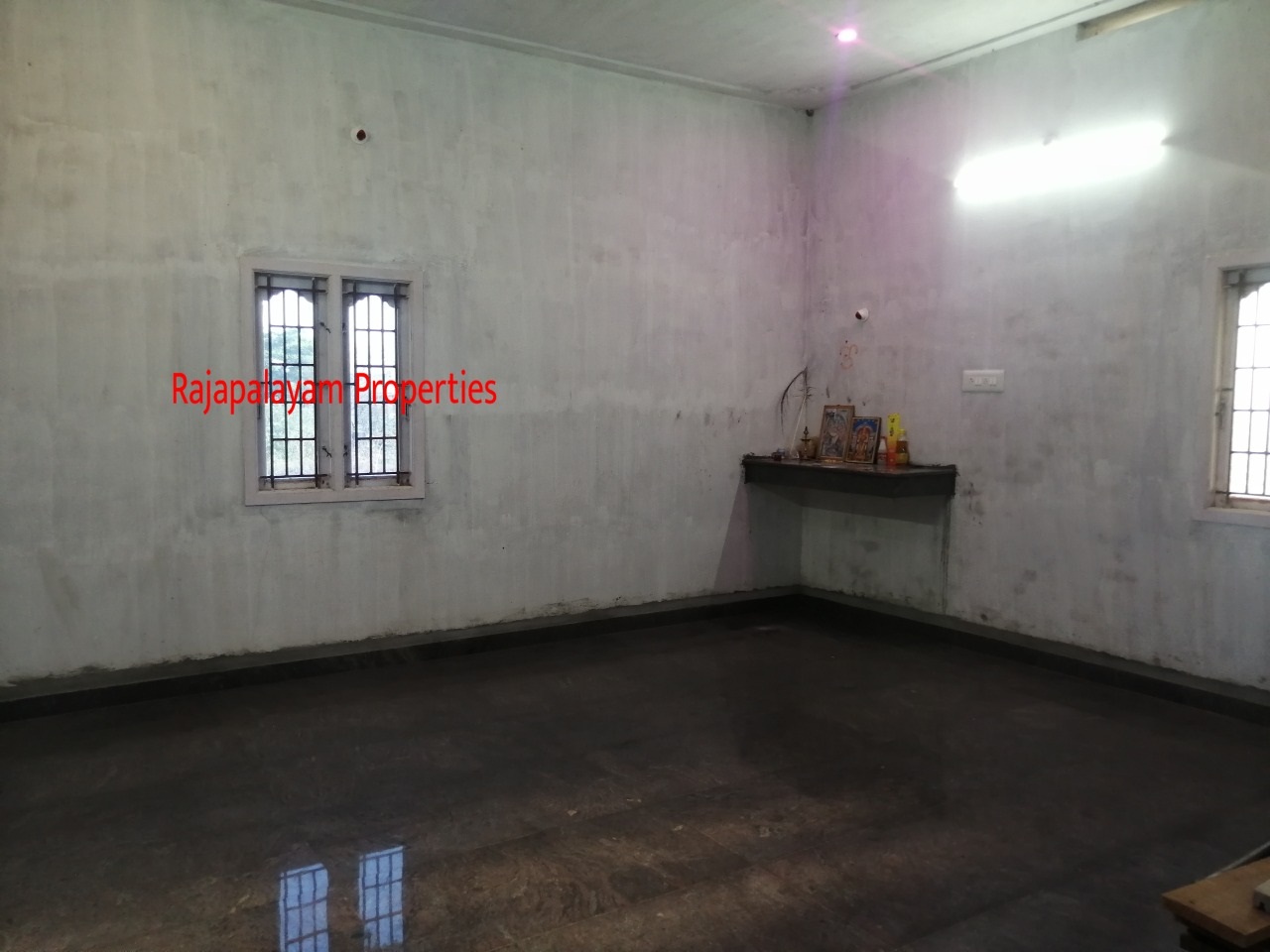 9.25 சென்டில் 3 BHK வீடு விற்பனைக்கு