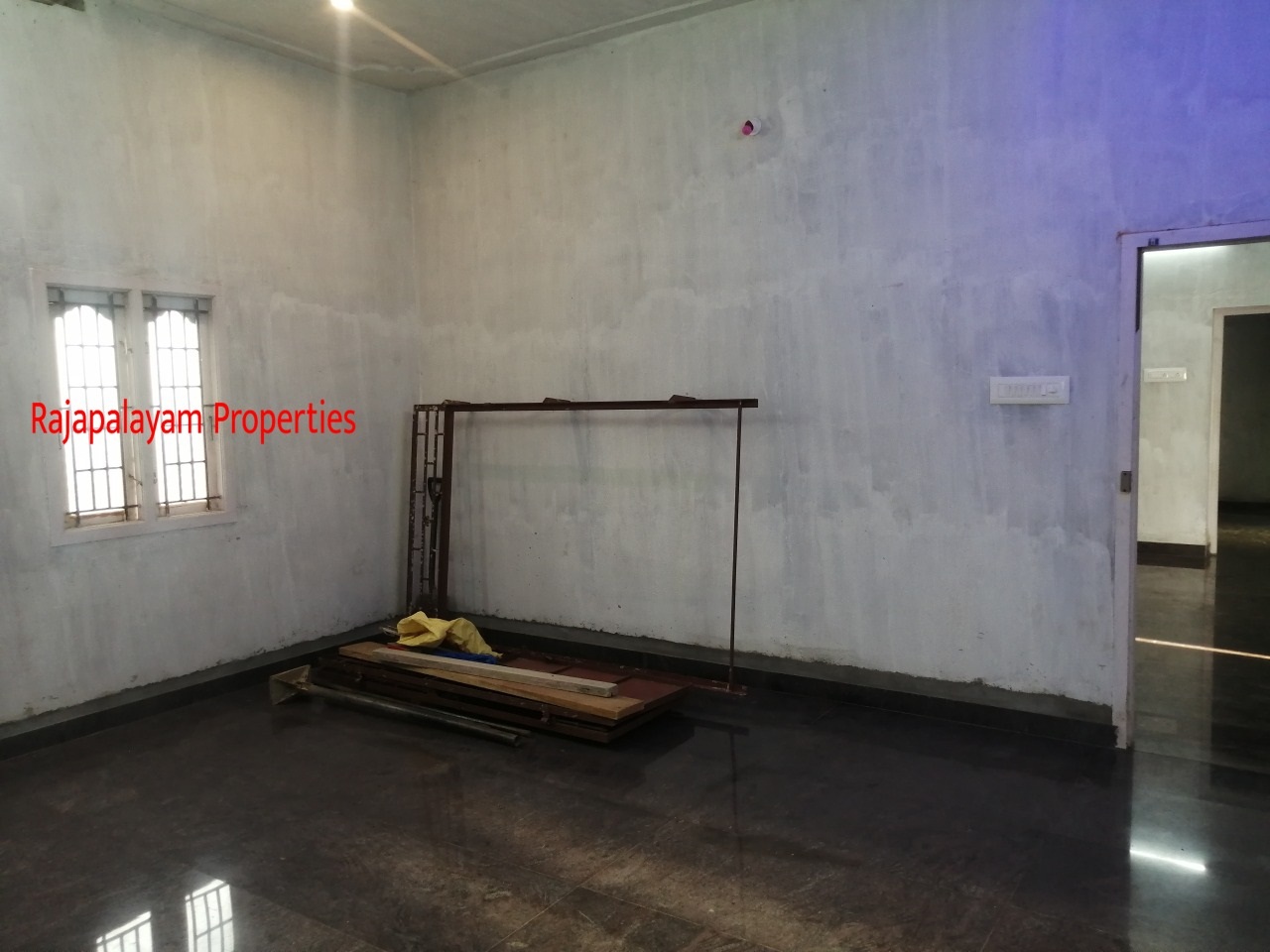 9.25 சென்டில் 3 BHK வீடு விற்பனைக்கு