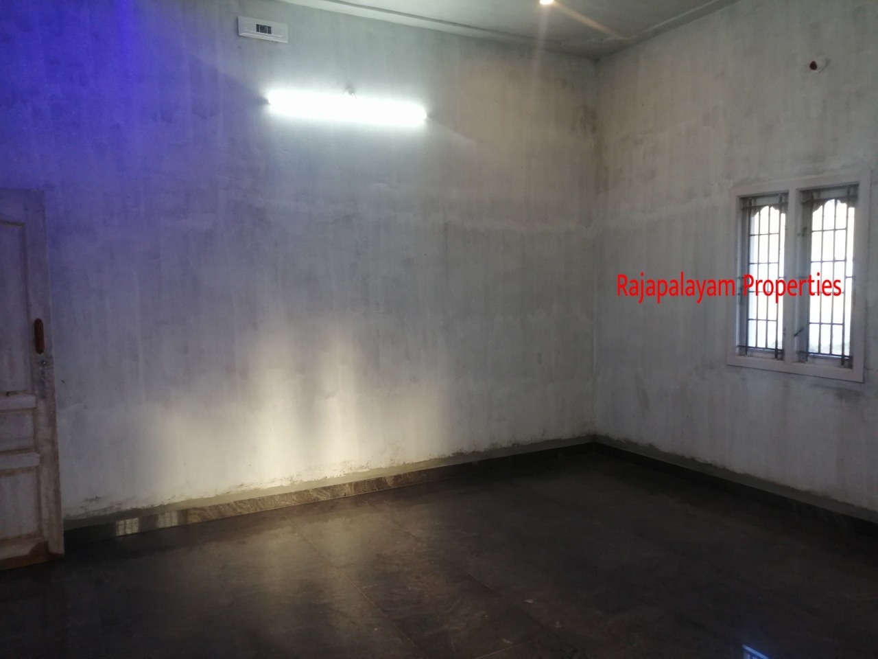 9.25 சென்டில் 3 BHK வீடு விற்பனைக்கு