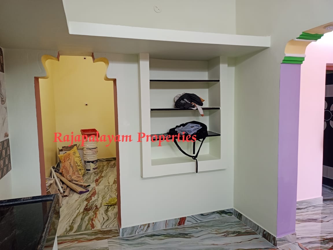 3 சென்டில் 2 BHK புதிய வீடு விற்பனைக்கு