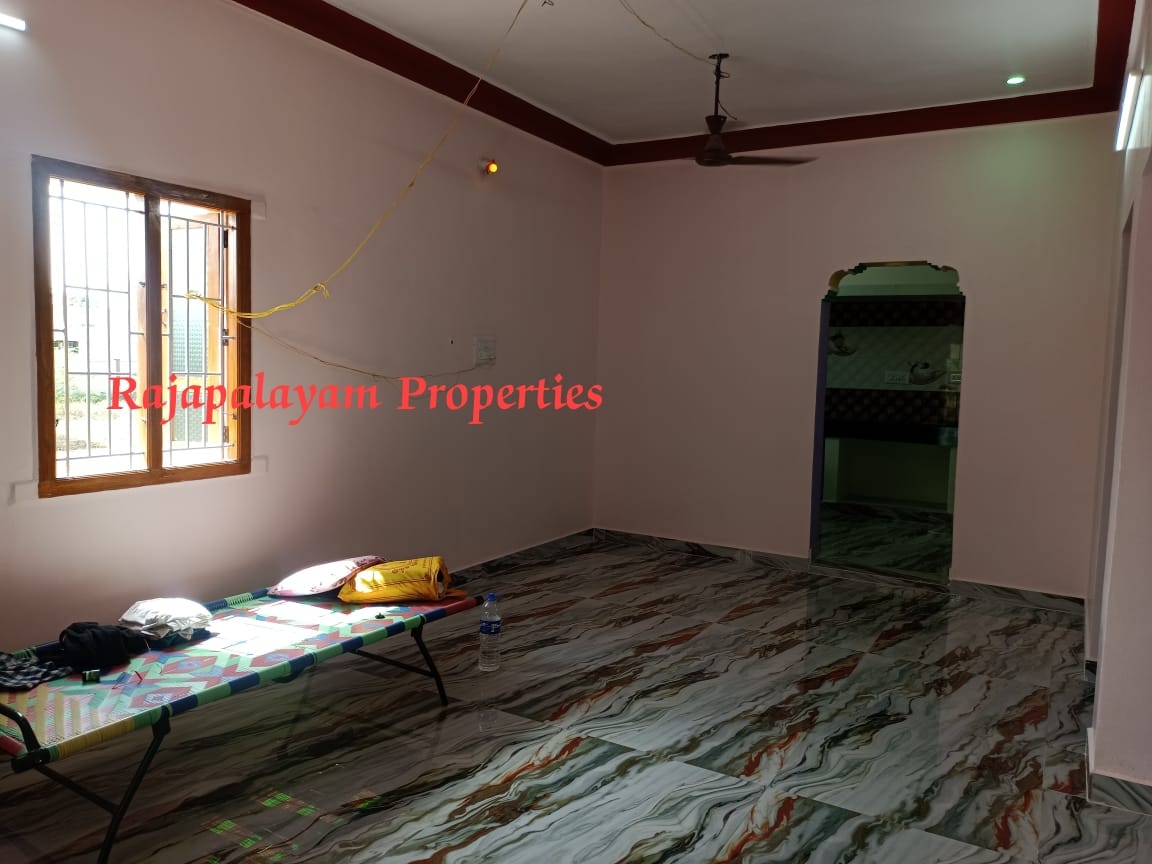 3 சென்டில் 2 BHK புதிய வீடு விற்பனைக்கு