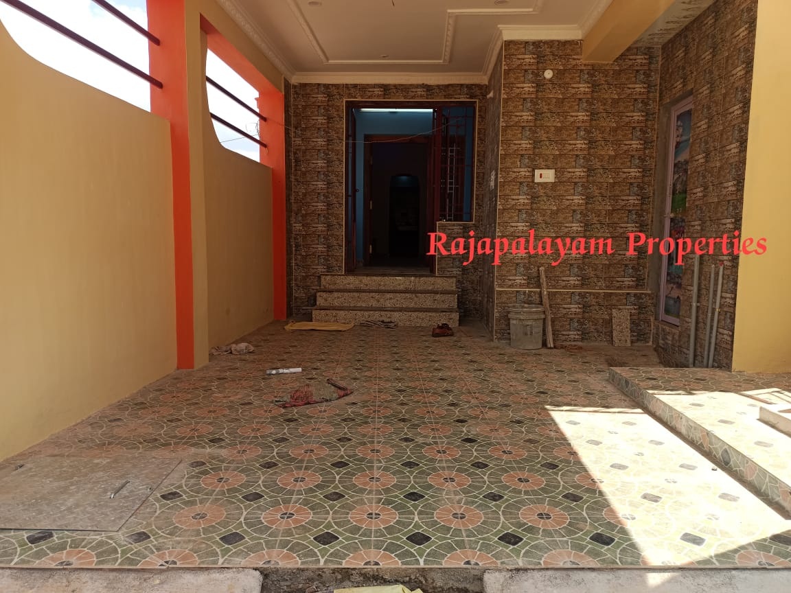 3 சென்டில் 2 BHK புதிய வீடு விற்பனைக்கு