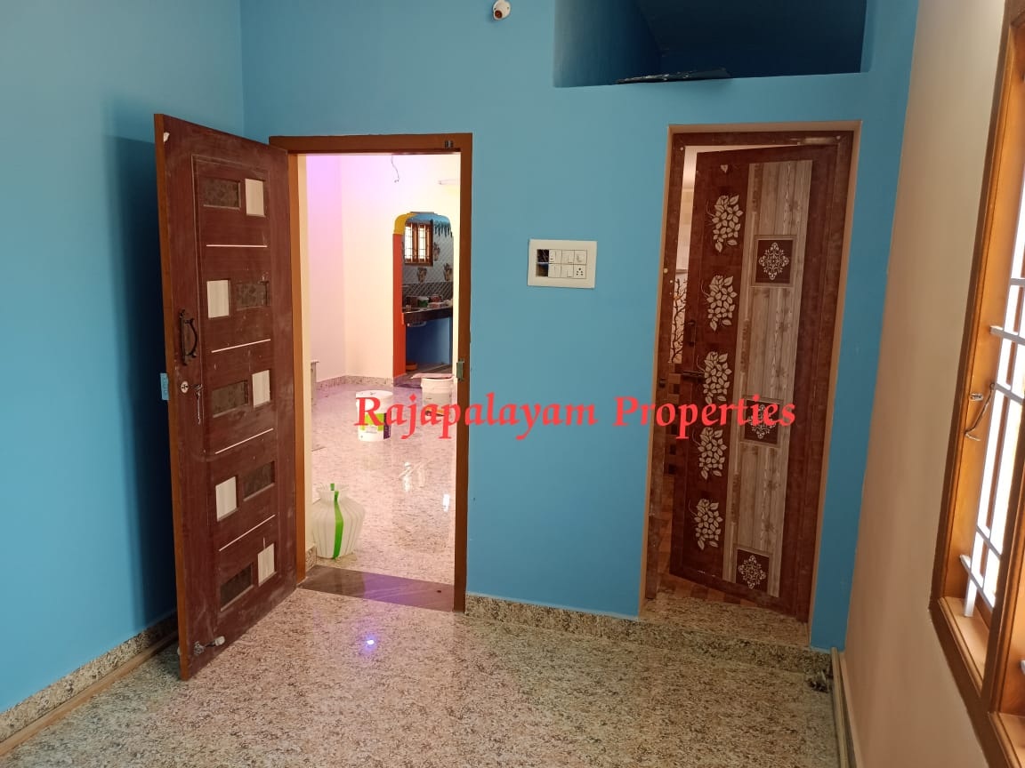3 சென்டில் 2 BHK புதிய வீடு விற்பனைக்கு