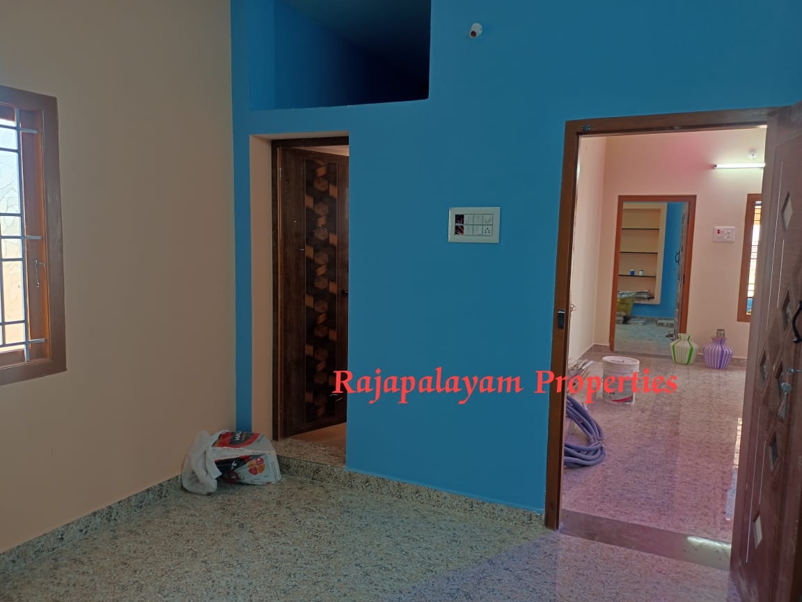 3 சென்டில் 2 BHK புதிய வீடு விற்பனைக்கு
