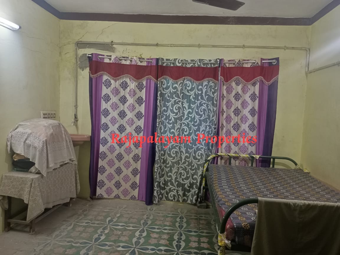 0.75 சென்டில் 1 BHK வீடு விற்பனைக்கு