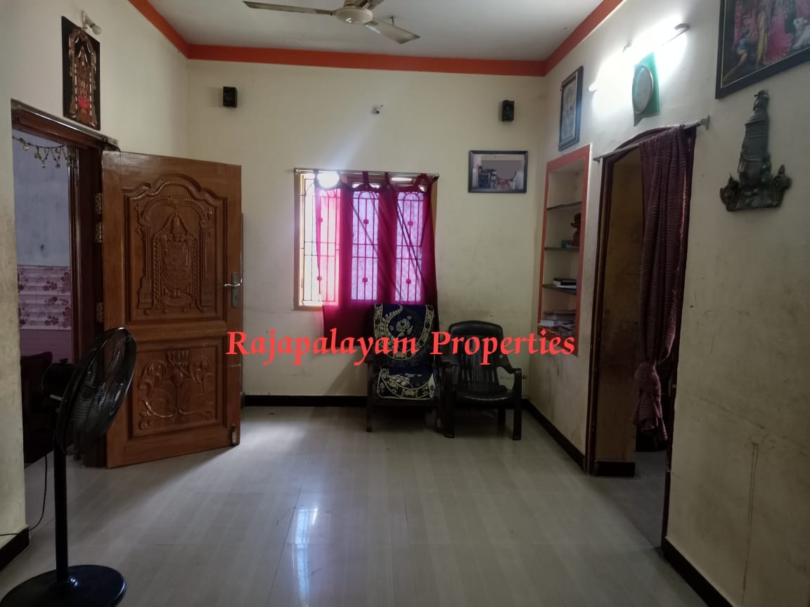 4 சென்டில் 2 BHK வீடு விற்பனைக்கு