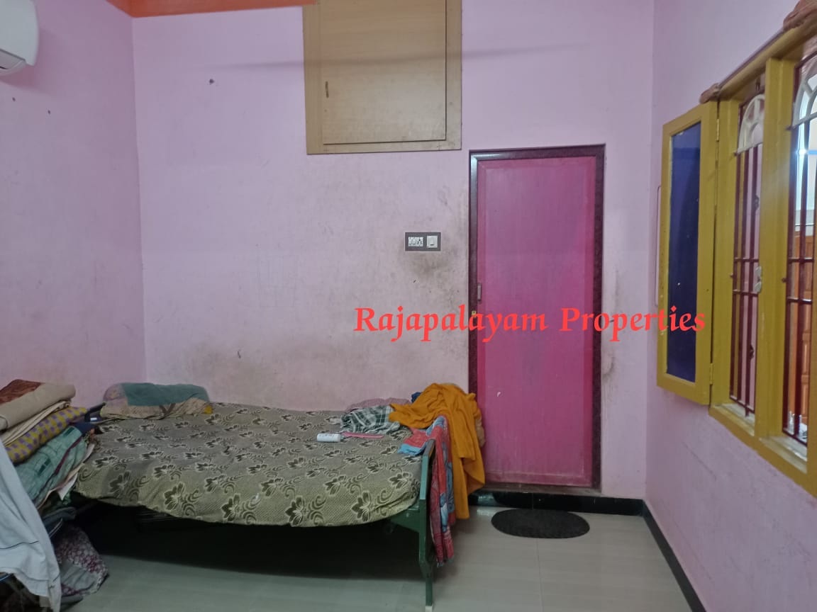 4 சென்டில் 2 BHK வீடு விற்பனைக்கு