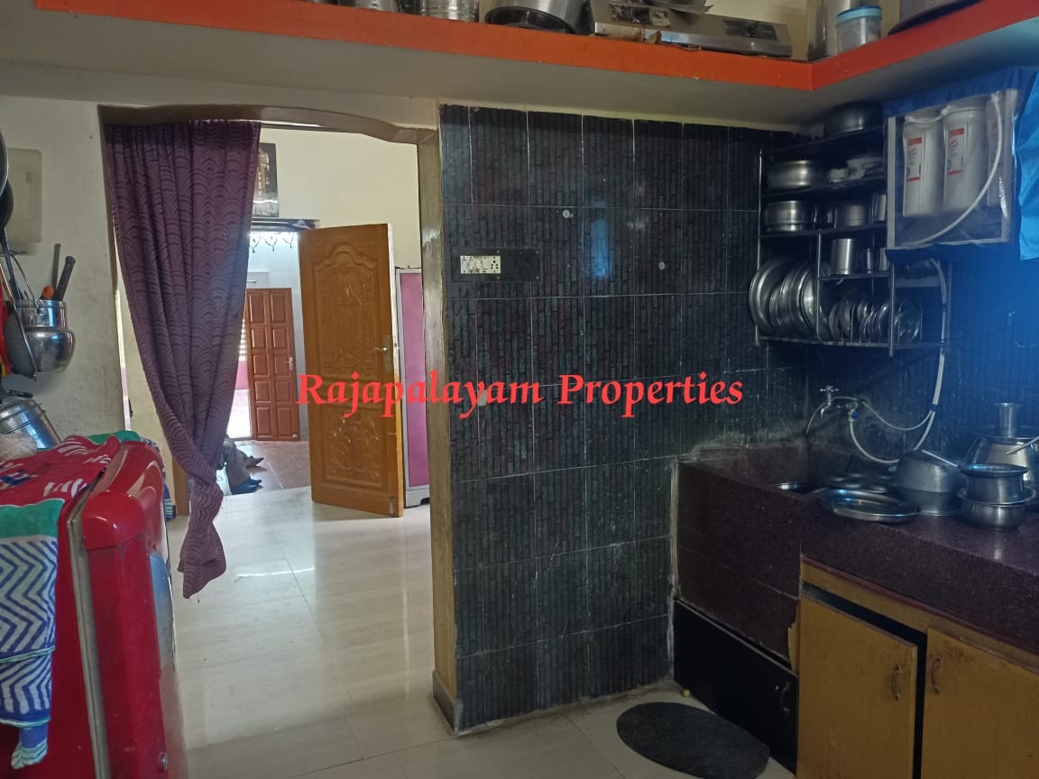 4 சென்டில் 2 BHK வீடு விற்பனைக்கு