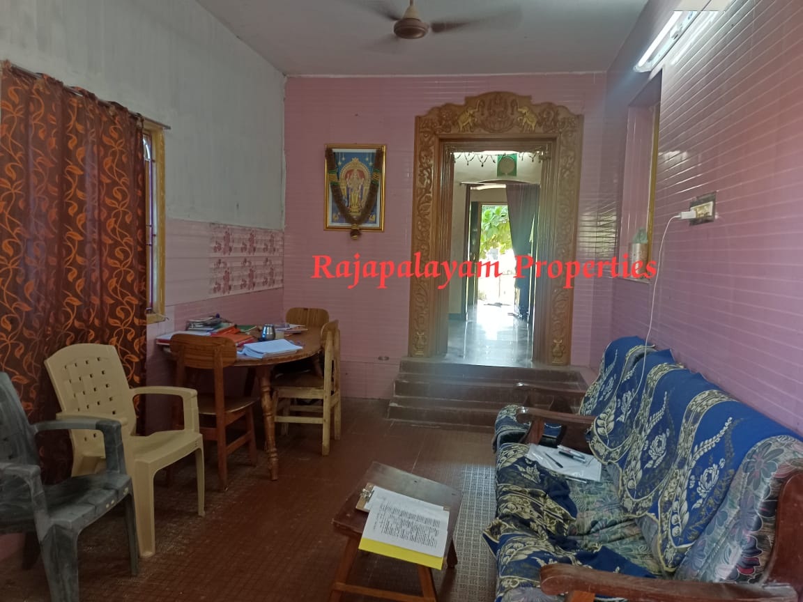 4 சென்டில் 2 BHK வீடு விற்பனைக்கு