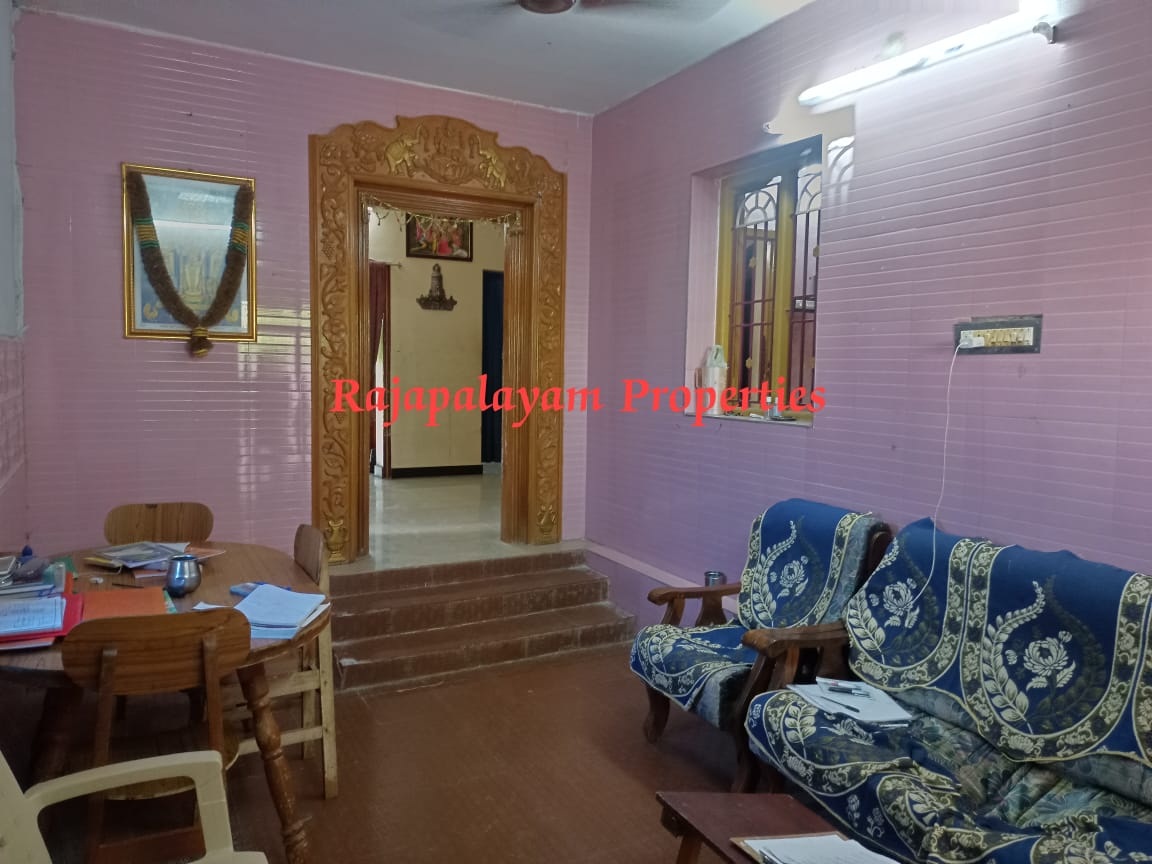 4 சென்டில் 2 BHK வீடு விற்பனைக்கு