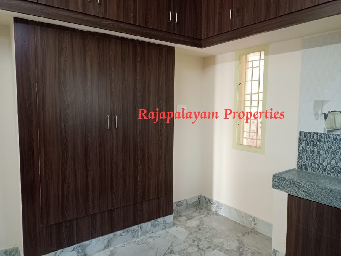 2.40 சென்டில் 2 BHK புதிய வீடு விற்பனைக்கு