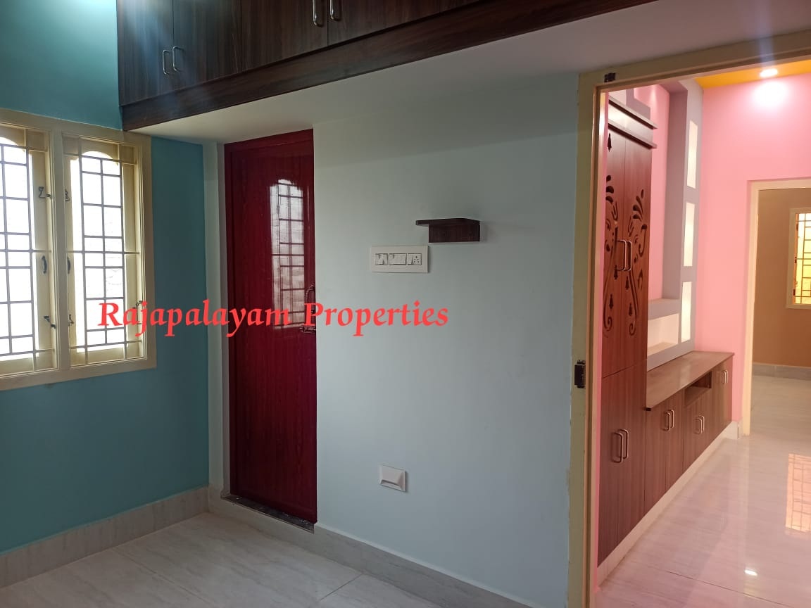 2.40 சென்டில் 2 BHK புதிய வீடு விற்பனைக்கு