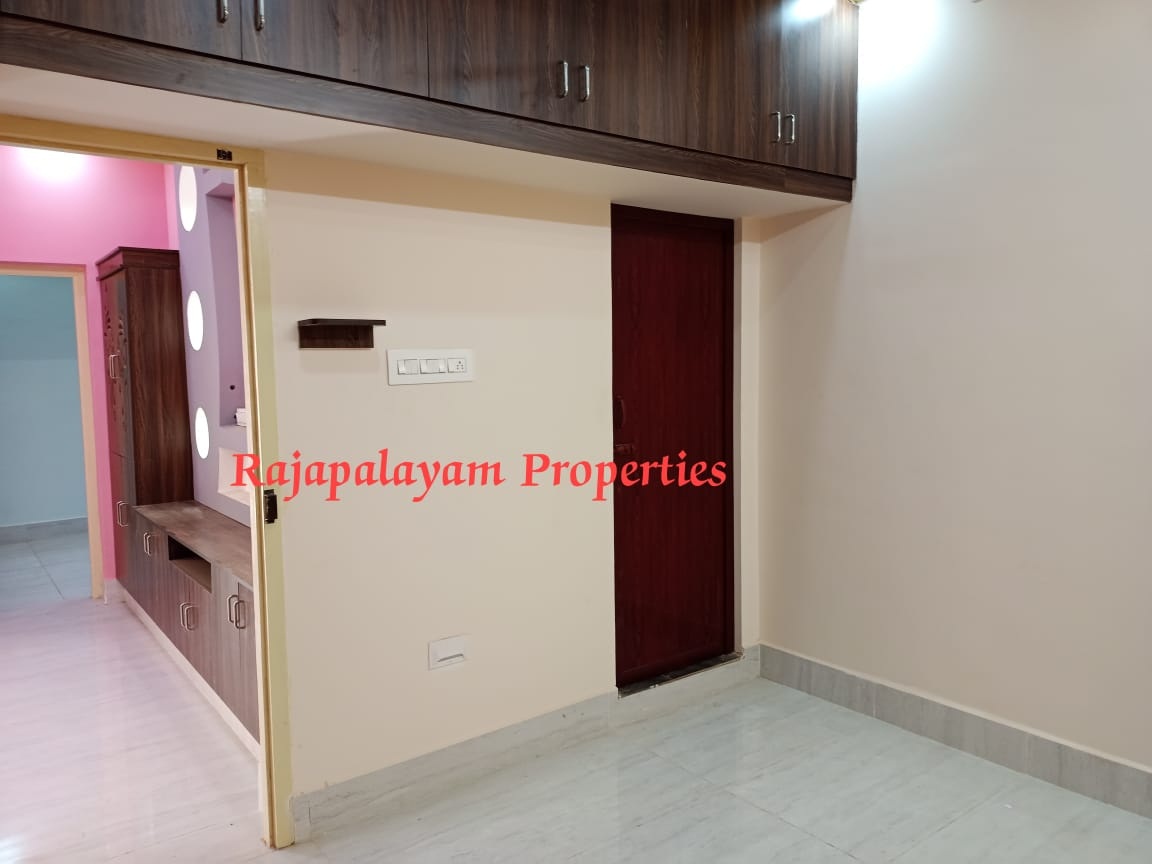 2.40 சென்டில் 2 BHK புதிய வீடு விற்பனைக்கு