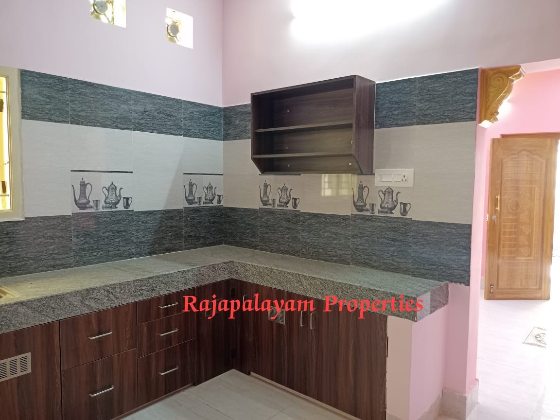 2.40 சென்டில் 2 BHK புதிய வீடு விற்பனைக்கு