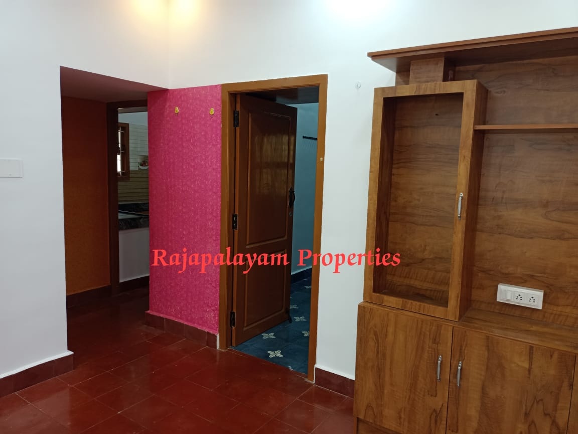 2.65 சென்டில் 2 BHK வீடு விற்பனைக்கு