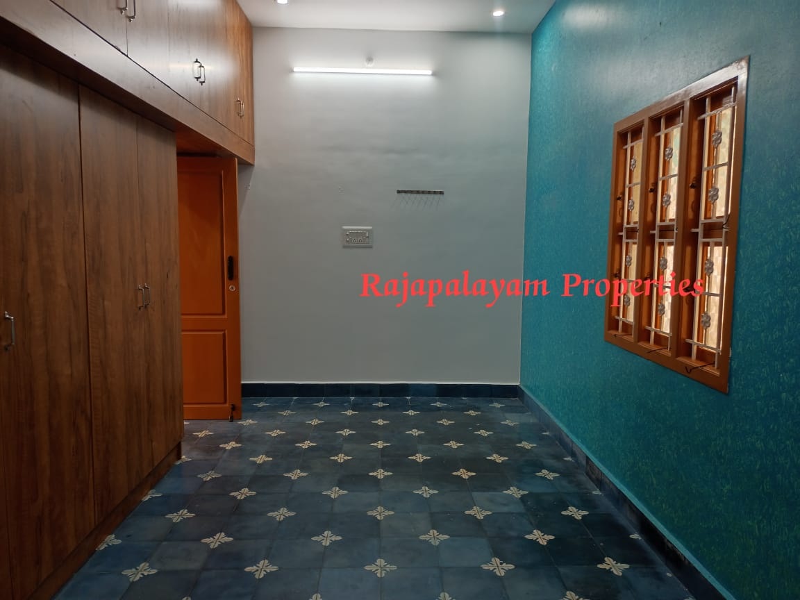 2.65 சென்டில் 2 BHK வீடு விற்பனைக்கு