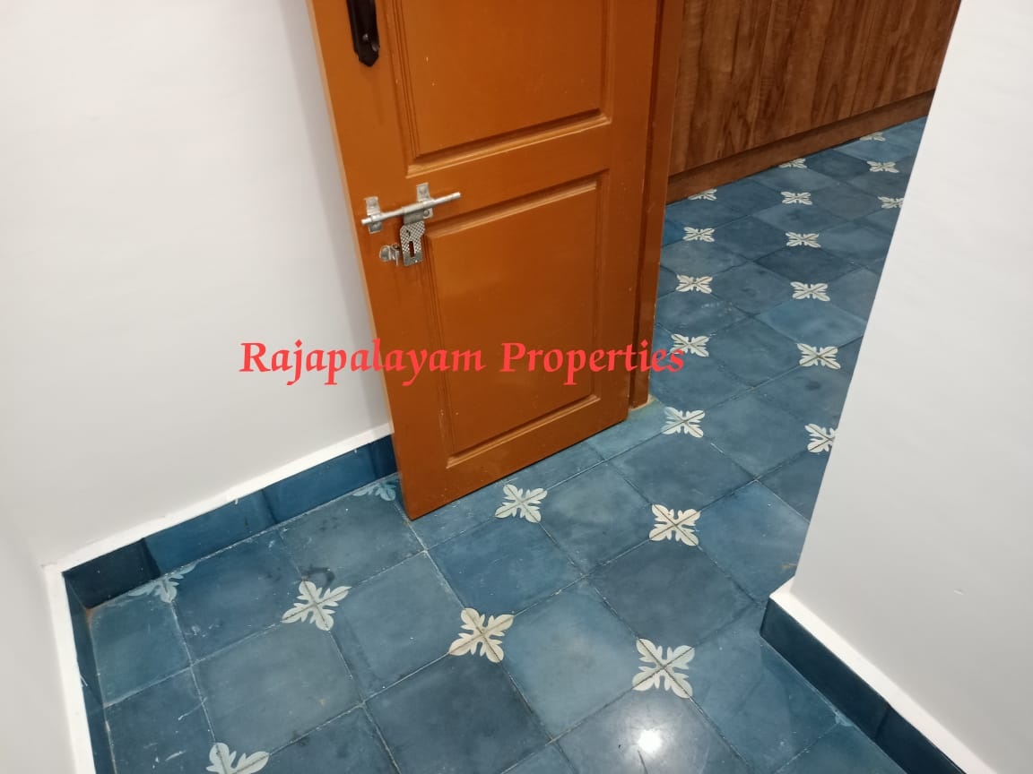 2.65 சென்டில் 2 BHK வீடு விற்பனைக்கு