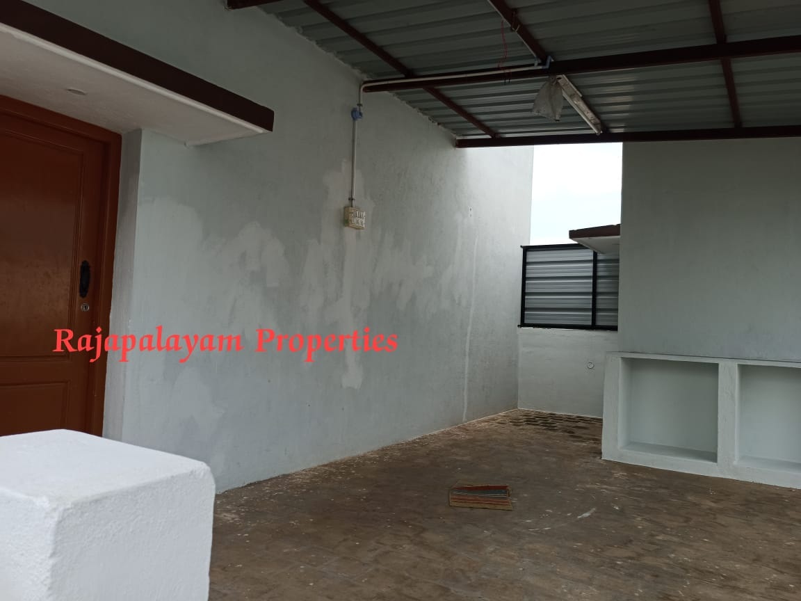 2.65 சென்டில் 2 BHK வீடு விற்பனைக்கு